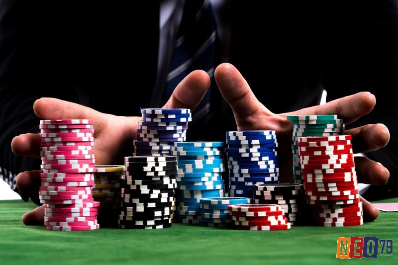 Luật chơi Poker quốc tế tại vòng Flop