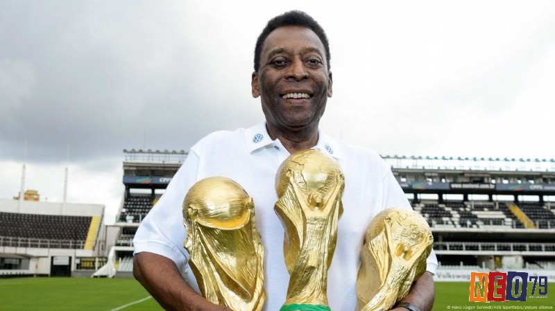 Top 10 cầu thủ ghi bàn nhiều nhất thế giới - Pelé