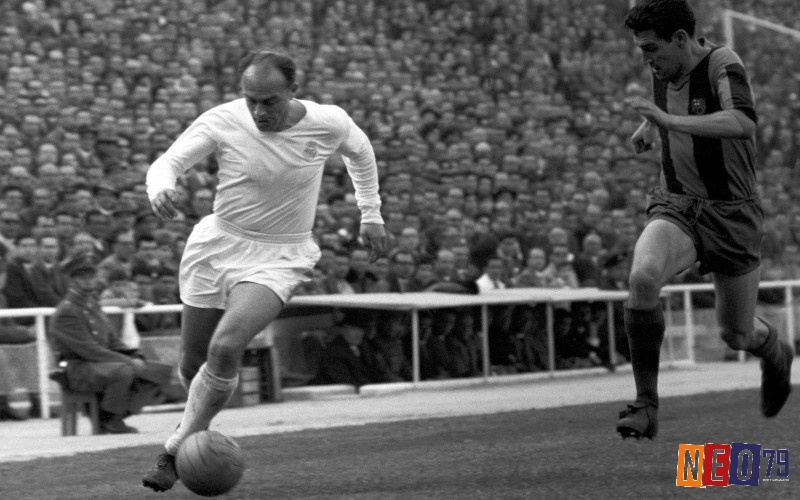 Top 10 cầu thủ vĩ đại nhất thế giới - Alfredo Di Stefano